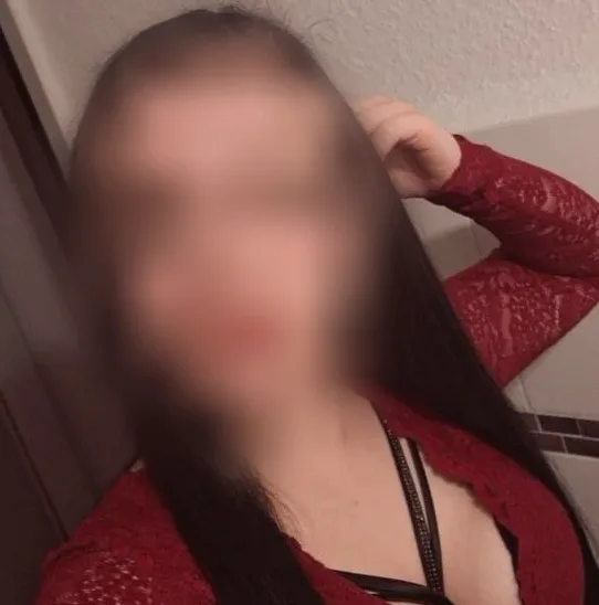 Carina, 24