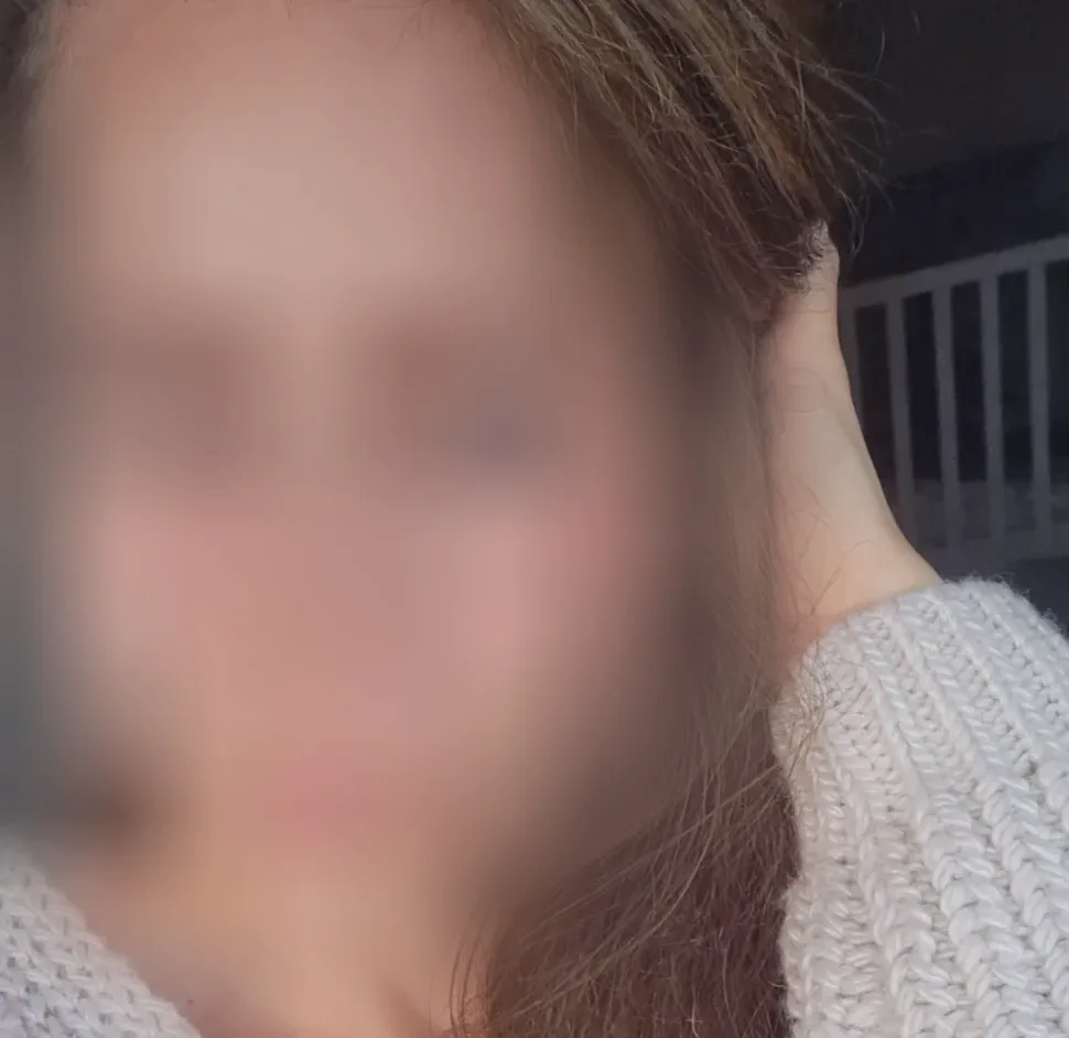 Lotta, 31