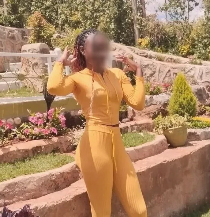 Marie, 26